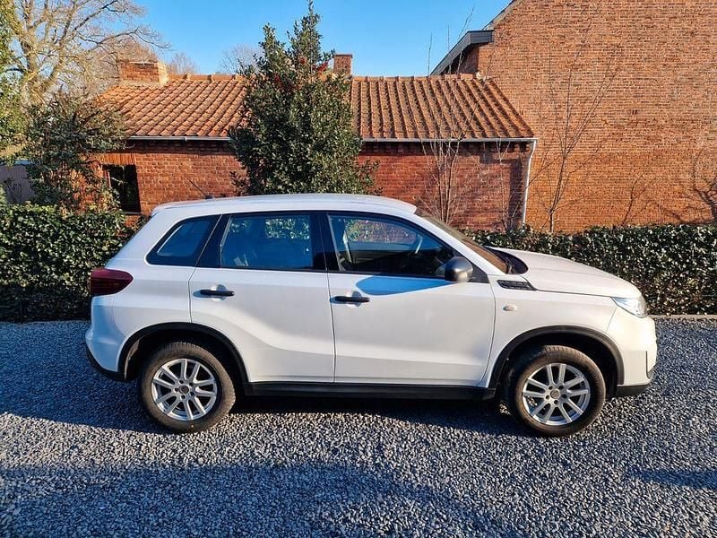 Gebraucht Suzuki Vitara 111 PS (81 kW) 2019 SUV