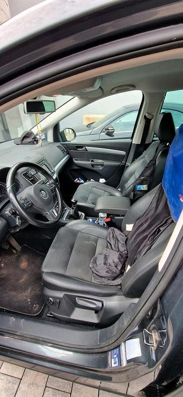 Gebraucht VW Sharan 140 PS (102 kW) 2011 Grau Van / Kleinbus