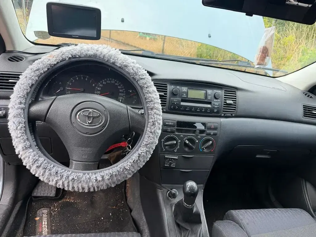 Gebraucht Toyota Corolla 97 PS (71 kW) 2003 Blau Limousine