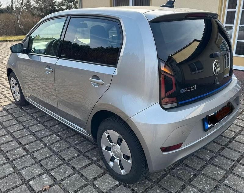Gebraucht VW e-up! United 61 kW (83 PS) 2021 Silber Kleinwagen