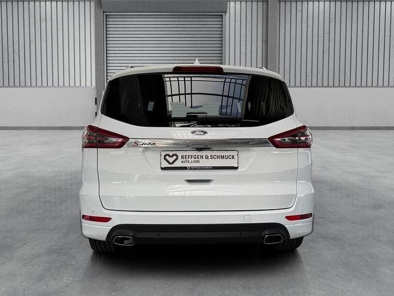 Gebraucht Ford S-MAX Titanium 190 PS (139 kW) 2021 Weiß Van / Kleinbus