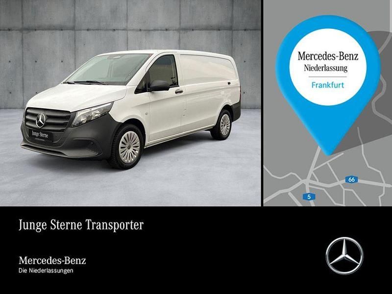 Weiß Gebraucht 2024 Mercedes Vito Van / Kleinbus | 39.246 € (Teuer) - Bild 1/4