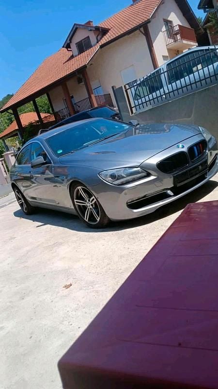 Silber Gebraucht 2012 BMW 640 Coupé | 17.000 € (Superpreis) - Bild 1/4