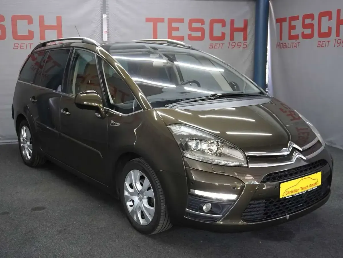 Gebraucht Citroën Grand C4 Picasso Exclusive 163 PS (119 kW) 2011 Braun Van / Kleinbus