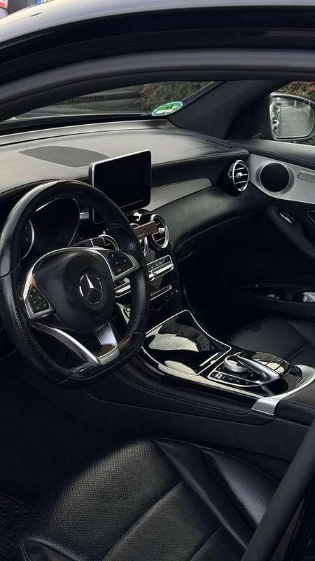 Gebraucht Mercedes GLC220 AMG line 170 PS (125 kW) 2016 SUV
