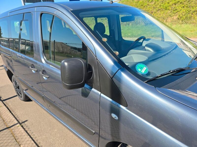 Grau Gebraucht 2011 Peugeot Expert Van | 5.299 € - Bild 1/4