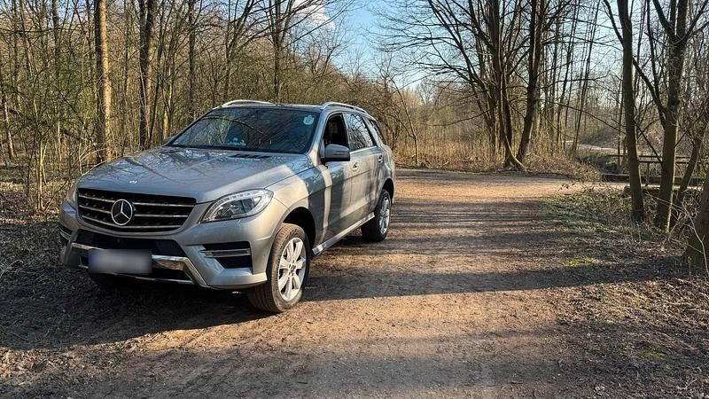 Gebraucht Mercedes ML350 259 PS (190 kW) 2014 Silber SUV