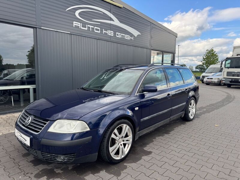 Blau Gebraucht 2001 VW Passat Comfortline Kombi | 2.899 € (Teuer) - Bild 1/4