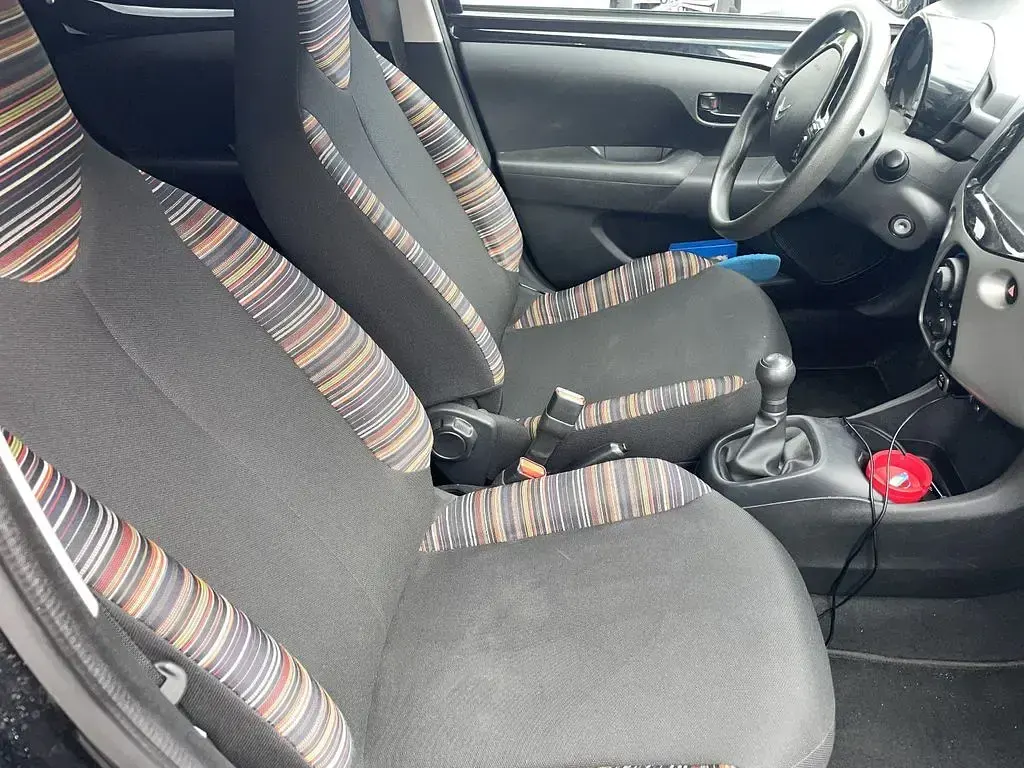 Gebraucht Citroën C1 Feel 69 PS (50 kW) 2015 Schwarz Kleinwagen