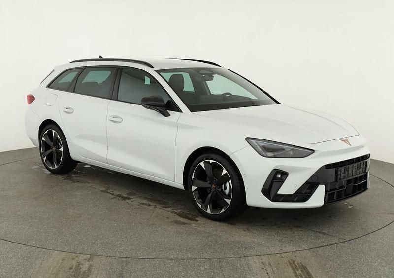Neu Cupra Leon 150 PS (110 kW) 2026 Glacial weiß metallic