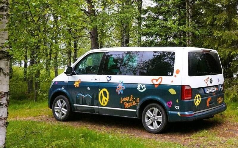 Andere außenfarben Gebraucht 2015 VW T6 Van | 37.999 € - Bild 1/4