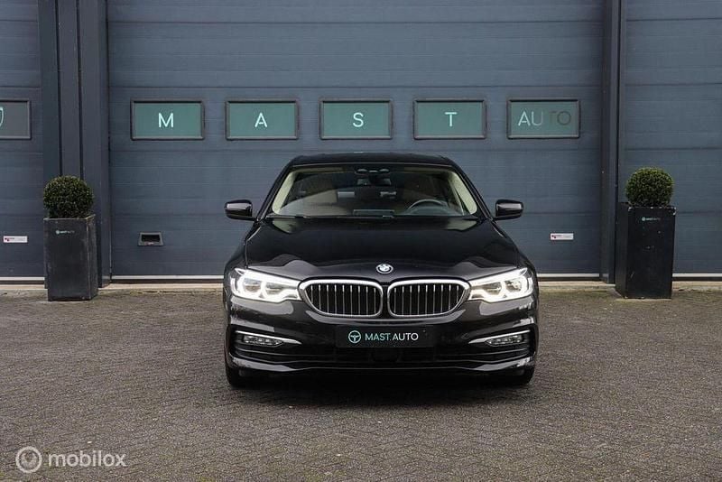 Gebraucht BMW 520 Executive 190 PS (139 kW) 2017 Schwarz Limousine
