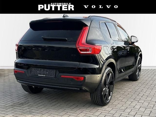 Gebraucht Volvo XC40 Plus 163 PS (119 kW) 2025 Schwarz SUV