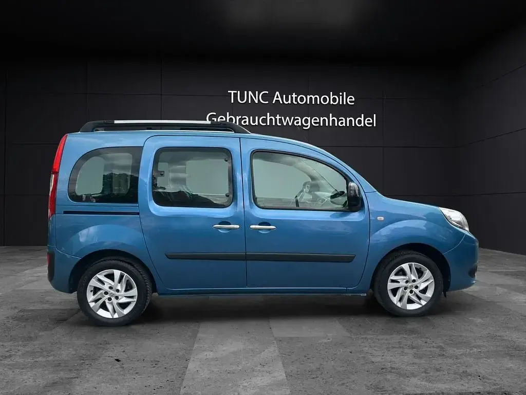 Gebraucht Renault Kangoo Initiale Paris 90 PS (66 kW) 2014 Blau Van / Kleinbus