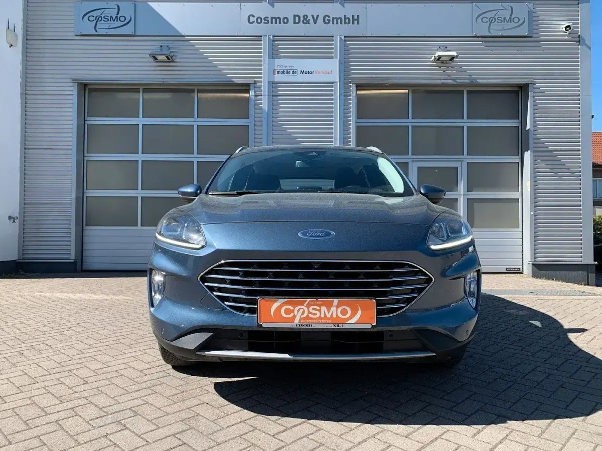 Gebraucht Ford Kuga Titanium 190 PS (139 kW) 2022 Blau SUV