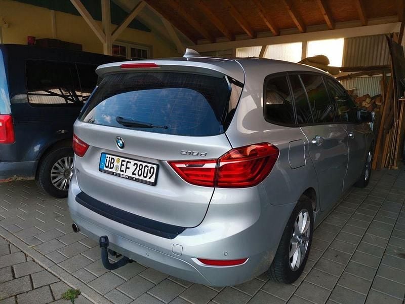 Gebraucht BMW 218 Gran Tourer 150 PS (110 kW) 2015 Silber Van / Kleinbus