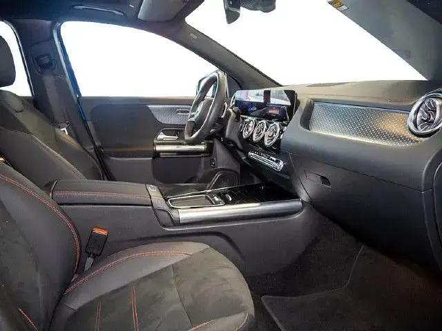 Gebraucht Mercedes EQA350 214 kW (292 PS) 2024 SUV