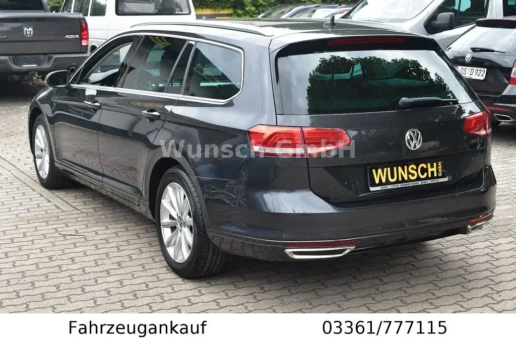 Gebraucht VW Passat Comfortline 150 PS (110 kW) 2019 Grau Kombi
