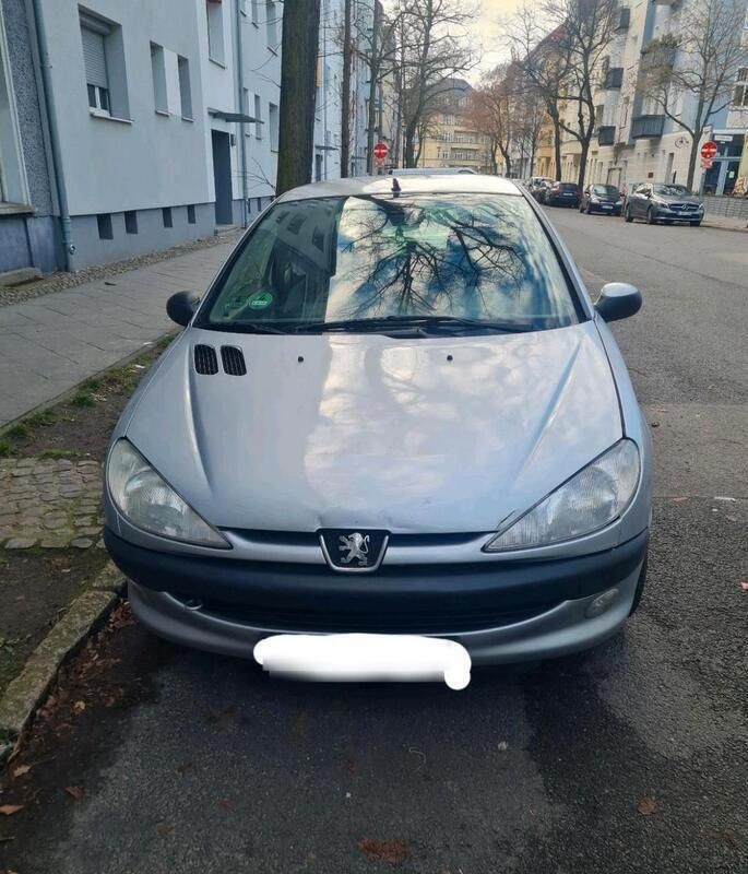 Grau Gebraucht 2000 Peugeot 206 Kleinwagen | 1.290 € (Fairer Preis) - Bild 1/3