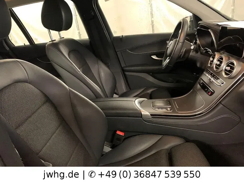 Gebraucht Mercedes GLC300e AMG line 320 PS (235 kW) 2020 Grau SUV