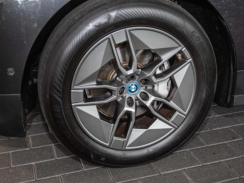 Gebraucht BMW iX 250 kW (340 PS) 2022 Metallic SUV