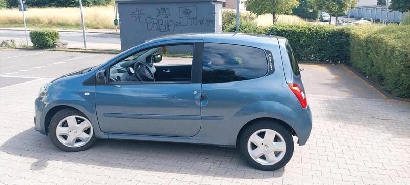 Blau Gebraucht 2011 Renault Twingo Kleinwagen | 3.899 € (Etwas zu teuer) - Bild 1/4