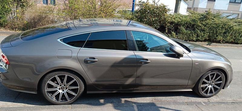 Gebraucht Audi A7 S-Line 248 PS (182 kW) 2011 Braun Kleinwagen