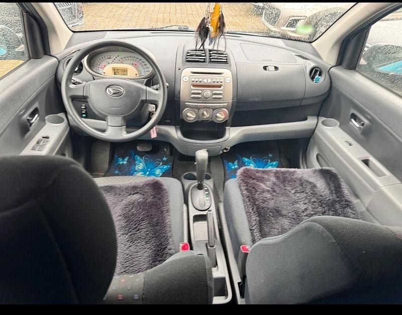 Gebraucht Daihatsu Sirion 92 PS (67 kW) 2009 Blau Kleinwagen