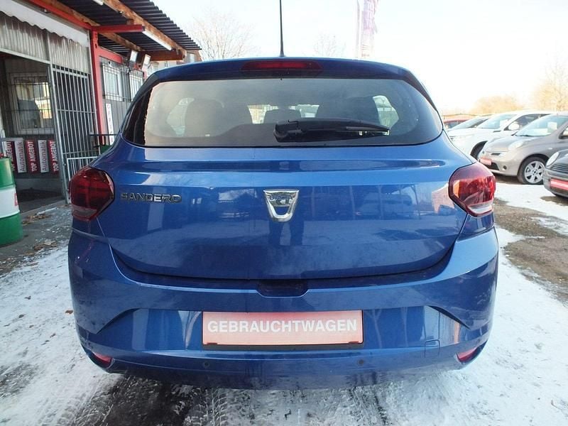Gebraucht Dacia Sandero 67 PS (49 kW) 2022 Blau Limousine