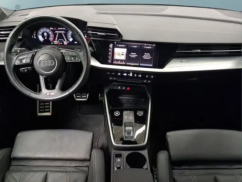 Gebraucht Audi A3 Sportback 110 PS (80 kW) 2022 Weiß Kleinwagen