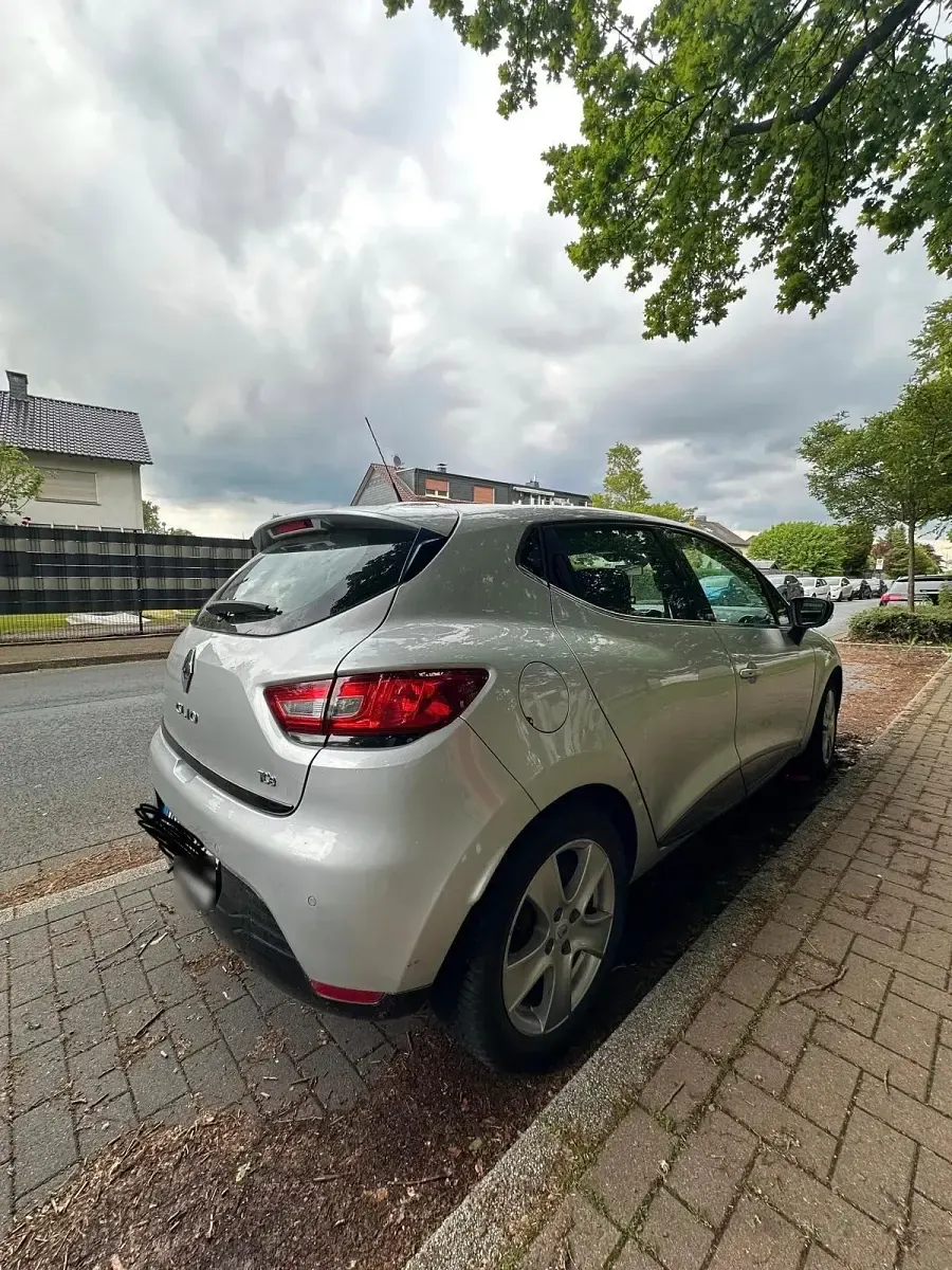 Gebraucht Renault Clio 90 PS (66 kW) 2016 Kleinwagen