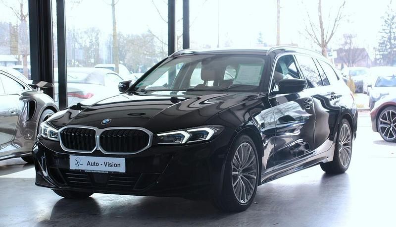 Gebraucht BMW 320 Performance 190 PS (139 kW) 2022 Schwarz Limousine