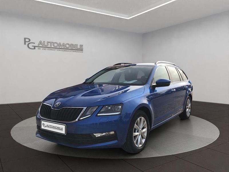 Blau Gebraucht 2020 Skoda Octavia Tour Kombi | 16.790 € (Superpreis) - Bild 1/4