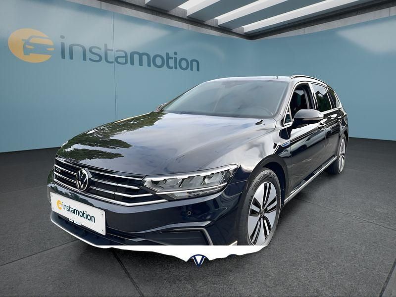 Schwarz Gebraucht 2022 VW Passat GTE Kombi | 23.399 € (Fairer Preis) - Bild 1/4