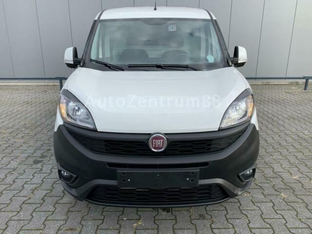 Gebraucht Fiat Doblò 101 PS (74 kW) 2018 Weiß Van / Kleinbus