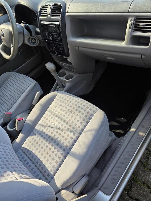 Gebraucht Mazda Demio 55 PS (40 kW) 2000 Silber Kleinwagen