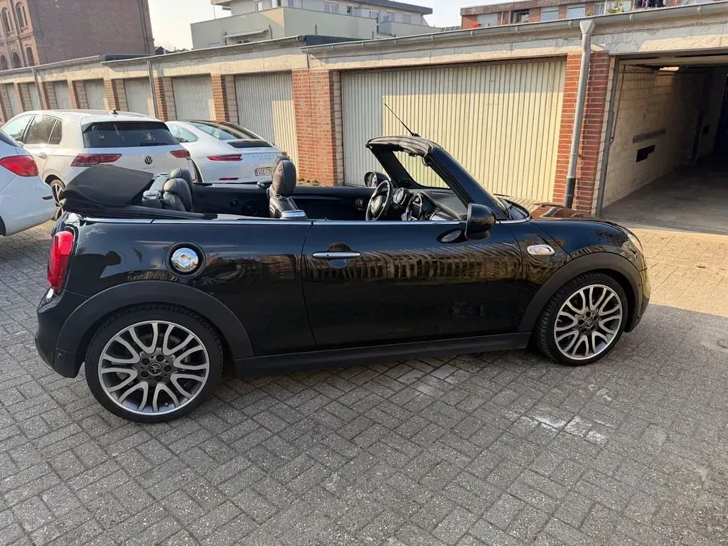 Gebraucht Mini Cooper S Cabriolet 192 PS (141 kW) 2018 Schwarz Cabrio