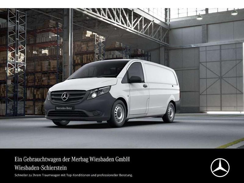 Arktisweiß Gebraucht 2023 Mercedes Vito Van / Kleinbus | 32.725 € (Fairer Preis) - Bild 1/4