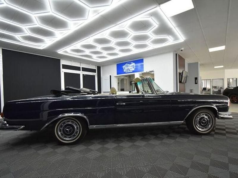 Second-hand Mercedes 280 1970 Albastru