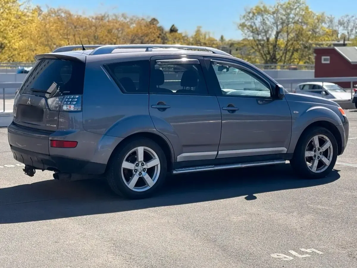 Gebraucht Mitsubishi Outlander 140 PS (102 kW) 2007 Grau SUV