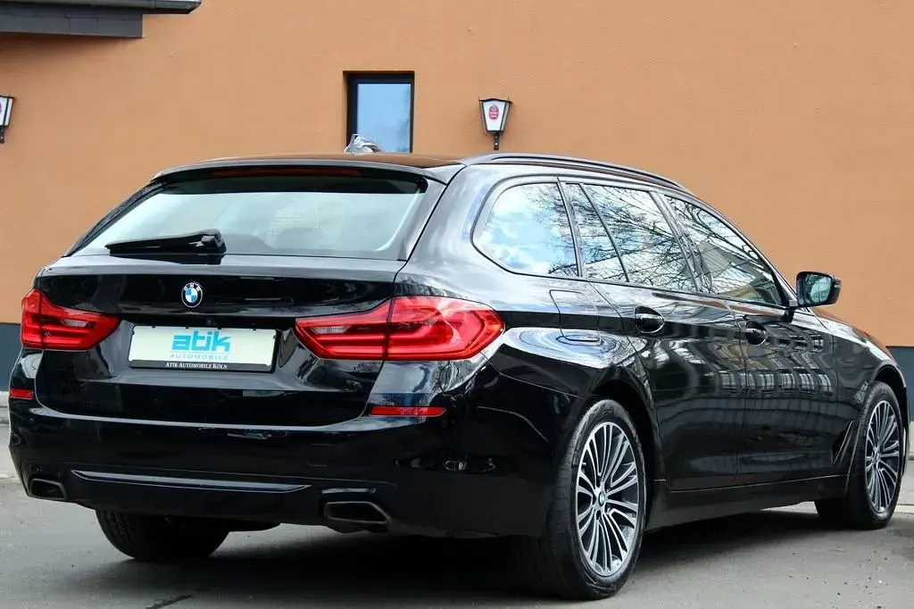 Gebraucht BMW 540 Sport Line 340 PS (250 kW) 2019 Schwarz Limousine