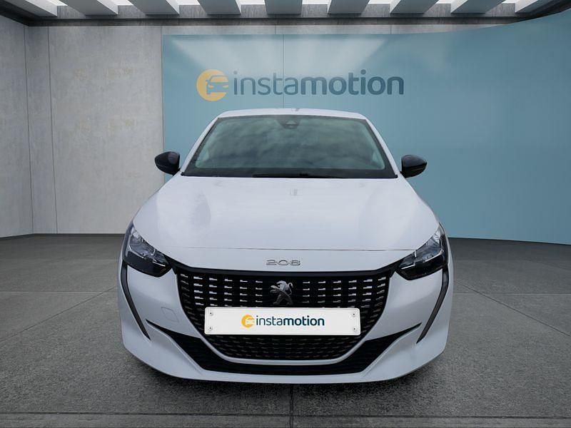 Weiß Gebraucht 2022 Peugeot 208 Kleinwagen | 13.499 € (Fairer Preis) - Bild 1/4