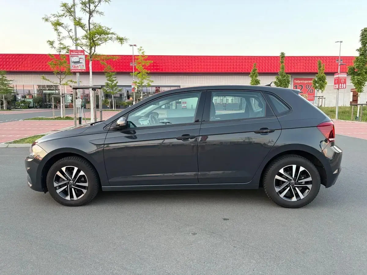 Gebraucht VW Polo Highline 116 PS (85 kW) 2019 Grau Kleinwagen