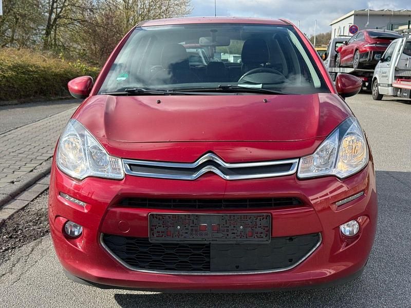 Gebraucht Citroën C3 SELECTION 82 PS (60 kW) 2015 Rot Kleinwagen
