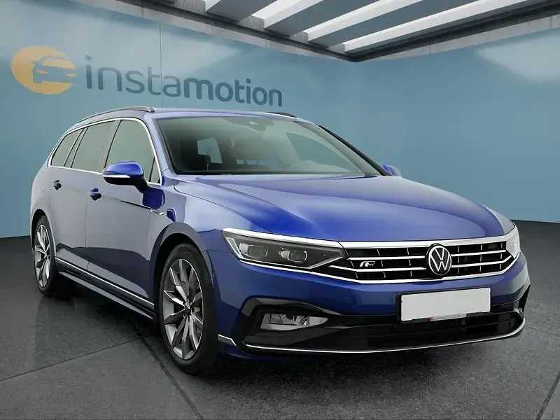 Gebraucht VW Passat 190 PS (139 kW) 2022 Blau Kombi