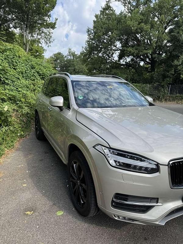 Gebraucht Volvo XC90 Kinetic 235 PS (172 kW) 2016 Silber SUV