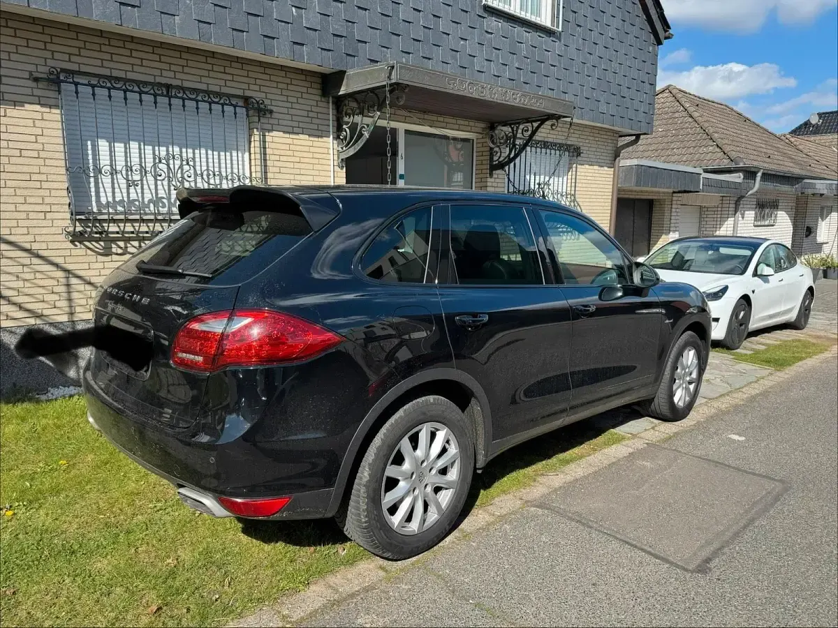 Usata Porsche Cayenne 245 CV (180 kW) 2012 Nero SUV