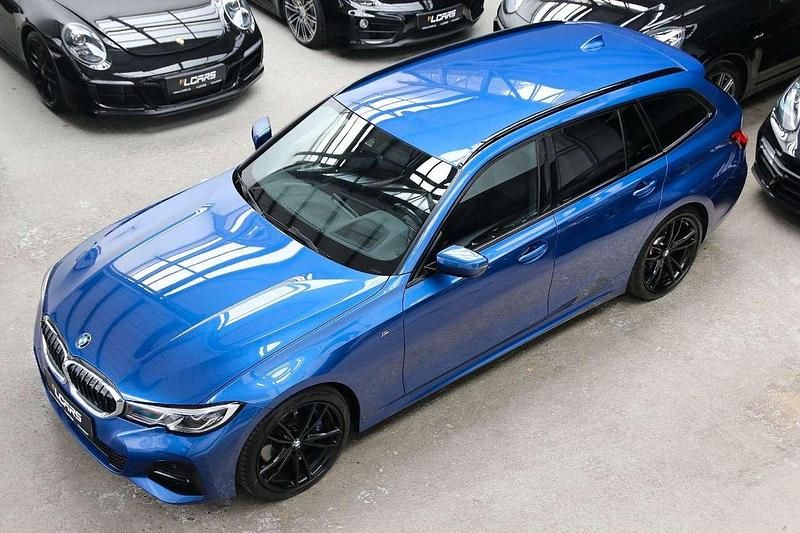 Portimao blau metallic Gebraucht 2020 BMW 330 M Sport Kombi | 30.990 € (Superpreis) - Bild 1/4