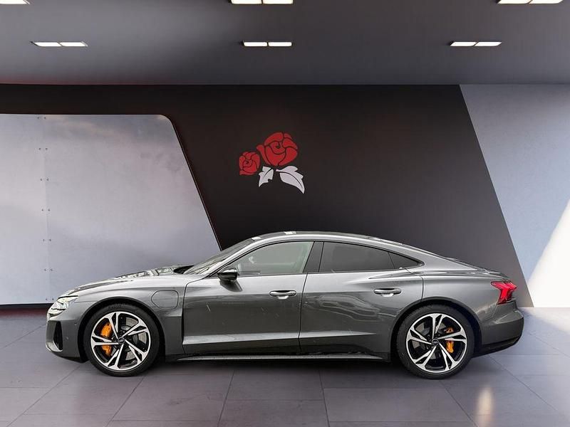 Gebraucht Audi e-tron GT quattro Ambiente 439 kW (598 PS) 2022 Daytonagrau perleffekt Limousine