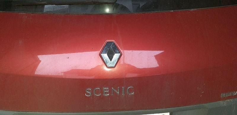 Rot Gebraucht 2006 Renault Mégane II Limousine | 1.800 € (Guter Preis) - Bild 1/4